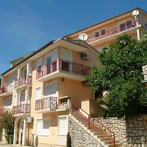 apartment-ani-10.primorje-gorskikotar.com/